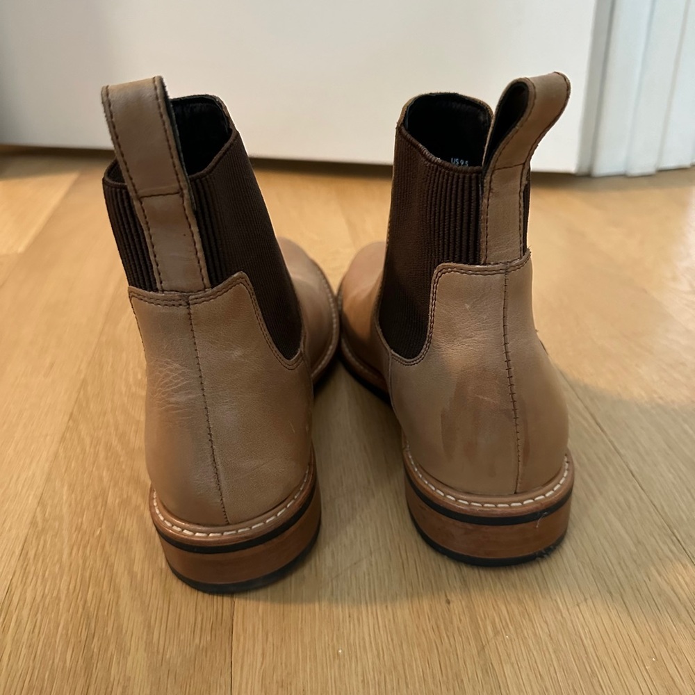 LIKE NEW • Nisolo Carmen Chelsea Boots - Picture 4 of 5